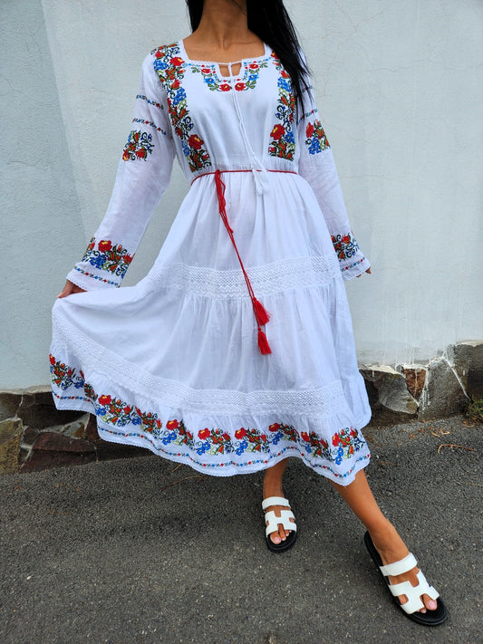 Rochie Traditională Estori 3