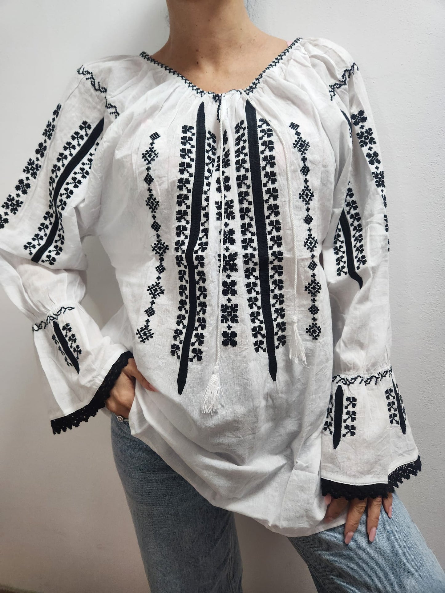 Ie brodată Traditionala Eleonora 134 Marime Mare