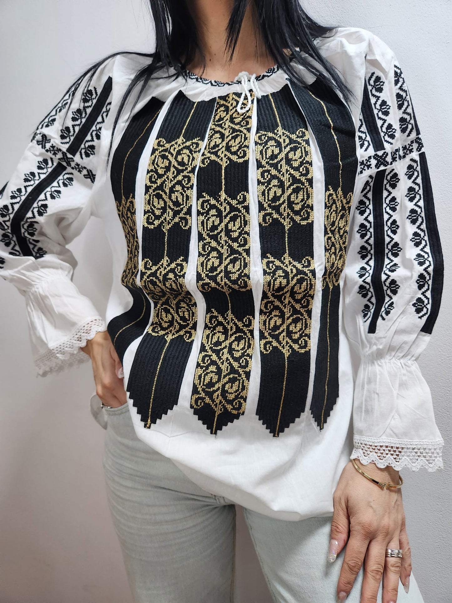 Ie Brodata Tradițională Eleonora 103