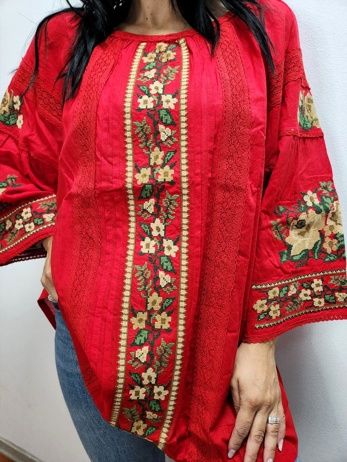 Ie Brodata Traditionala Raluca 112 Masuri Mari (4XL - 6XL)