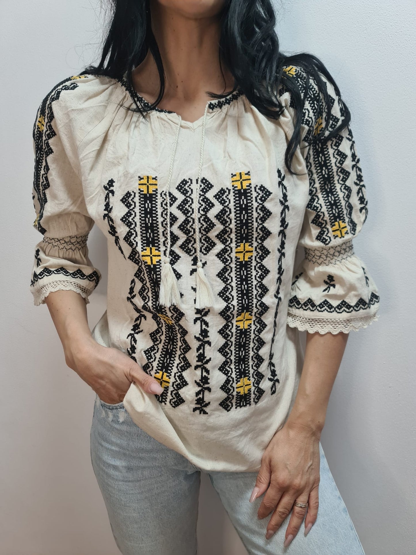 Ie brodată Rozilia 14 - LUX