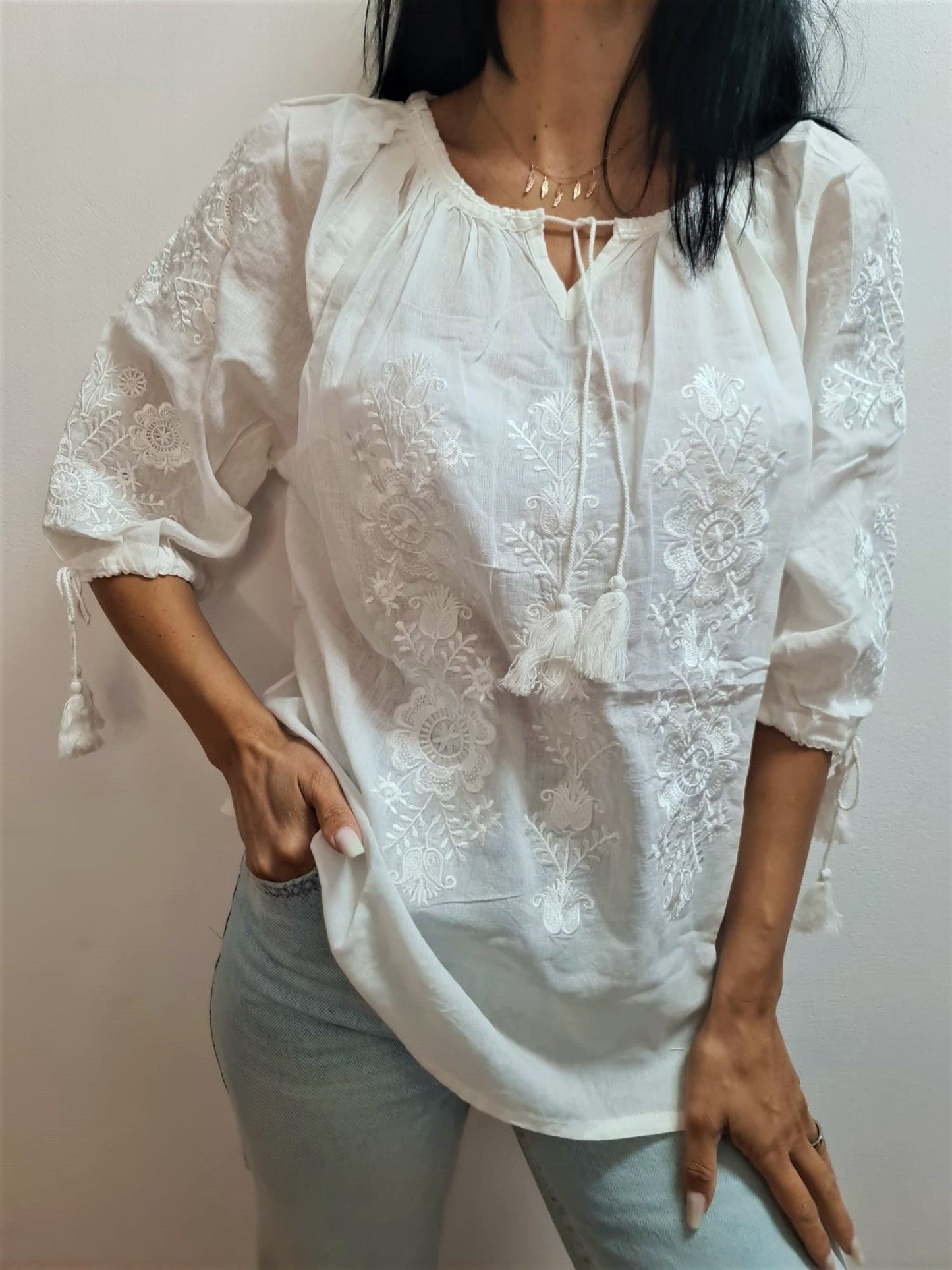 Ie brodată Rozilia 28 - LUX