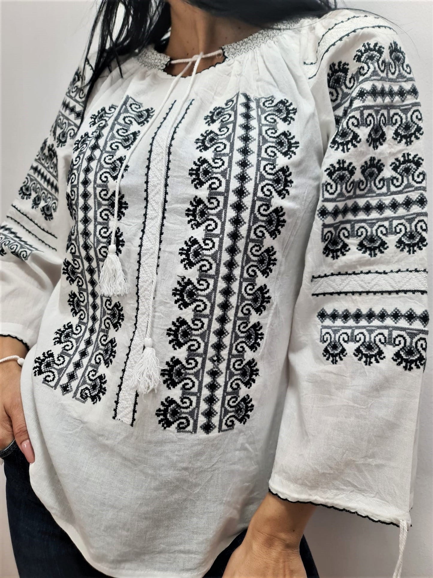 Ie brodată Veri 6 - LUX