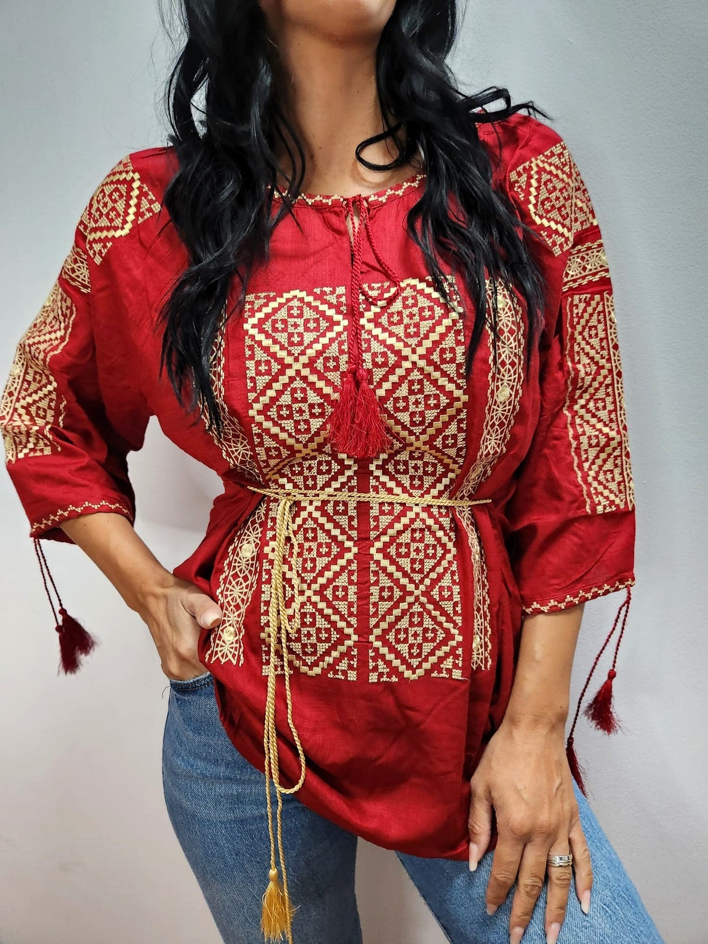 Ie brodată Vika 37 - LUX