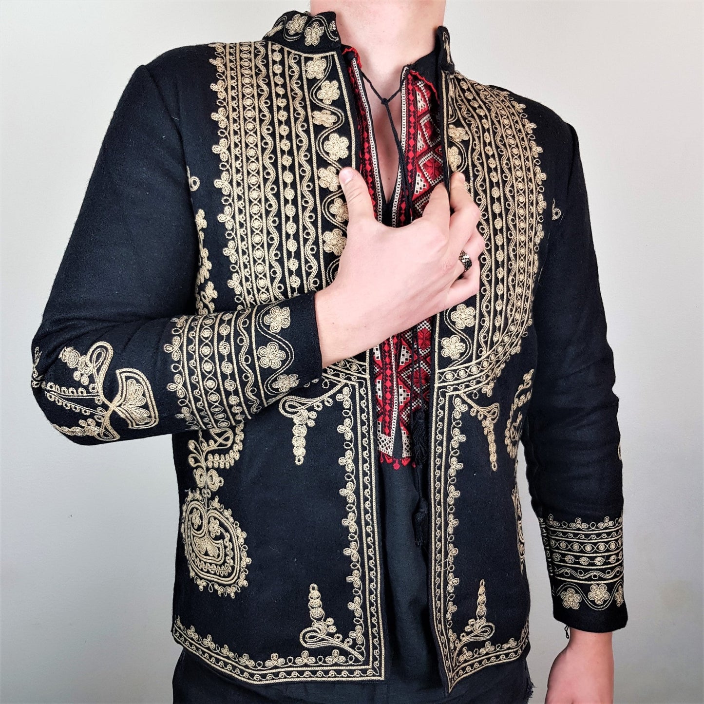 Jacheta Brodata Traditionala Marian - LUX