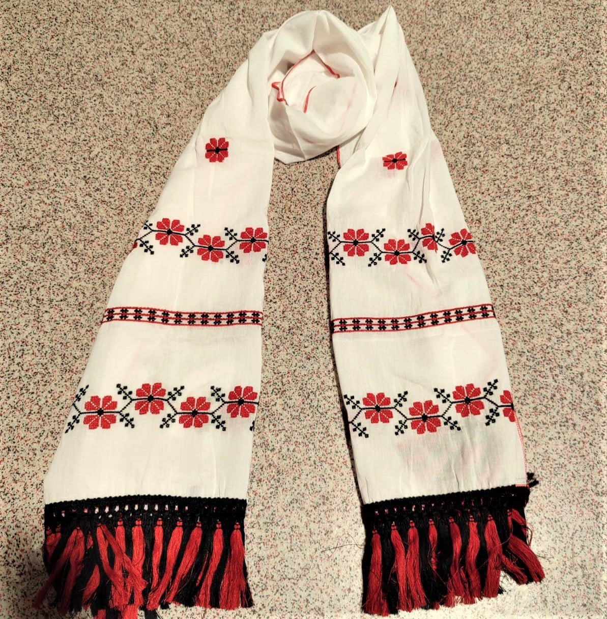 Marama Traditionala Brodata E4 - LUX