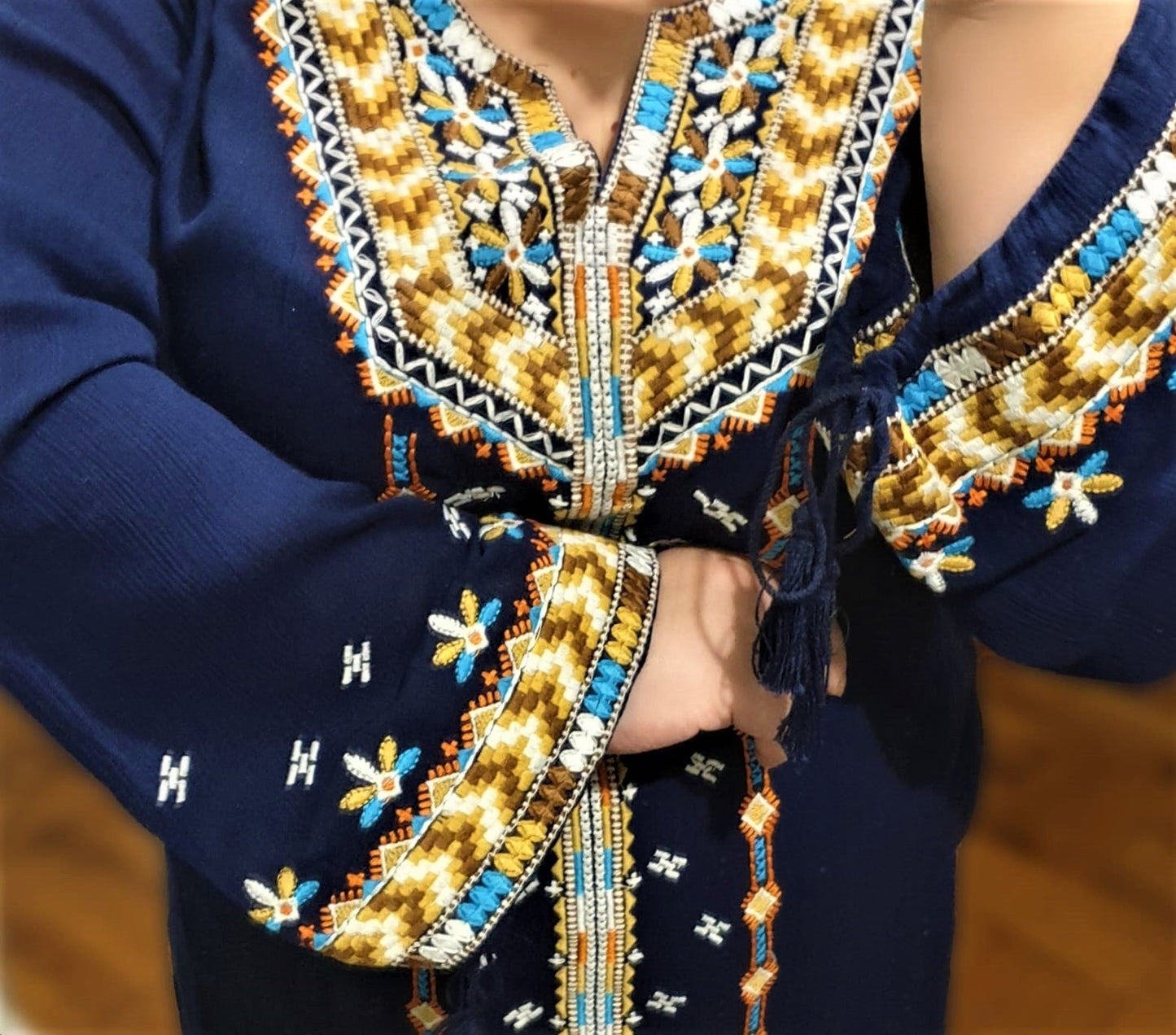Rochie Traditionala Vestina - LUX
