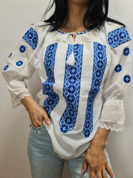 Ie brodată Cristina 6 - LUX